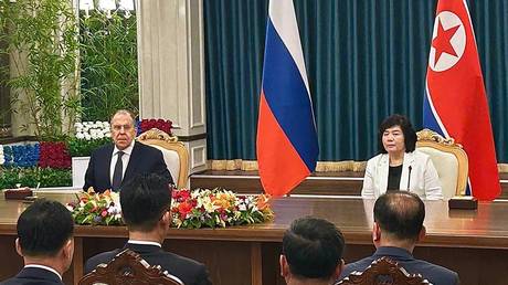 Russian Foreign Minister Sergey Lavrov and his North Korean counterpart Choe Son Hui during their meeting in Wonsan.
