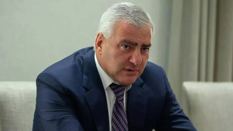 Jailed Russian-Armenian tycoon wins lawsuit against Yerevan