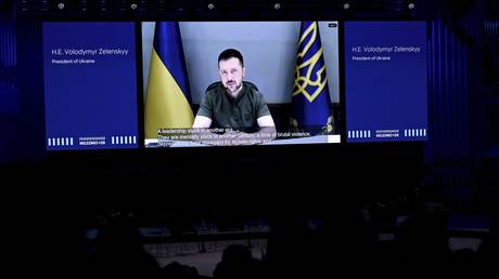 Zelensky calls for ‘regime change’ in Russia