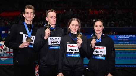 Russian swimmers take 18 medals at world championship
