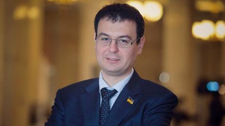 Ukraine ‘on the verge of a financial catastrophe’ – senior MP