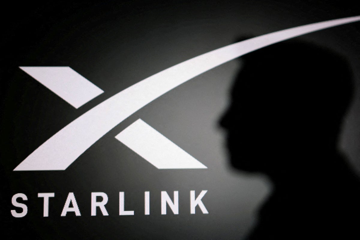 Elon Musk is coming for Verizon, AT&T and T-Mobile with Starlink