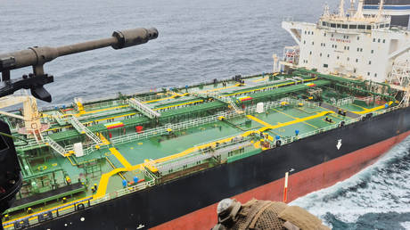 Kremlin slams France over ‘borderline piracy’