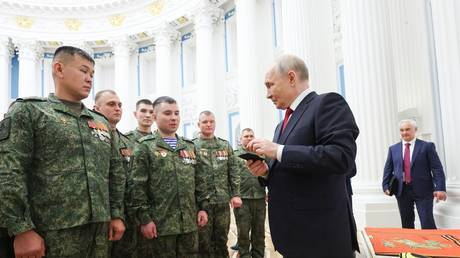 Ukraine offensive, Starlink rival, and advice for the West: Key takeaways from Putin’s chat with soldiers